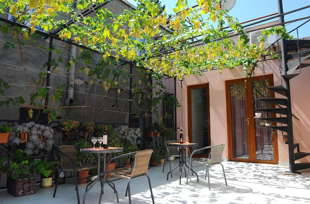 Janika Apartments Tbilisi Eksteriør bilde