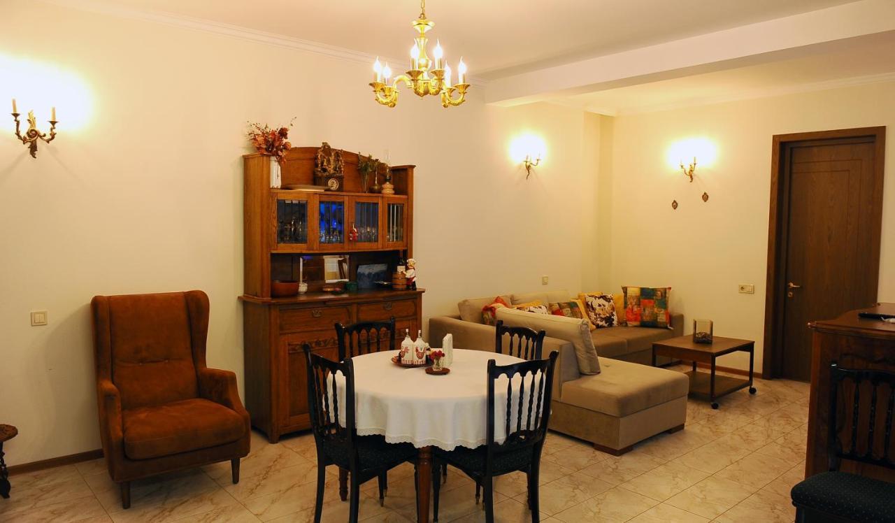 Janika Apartments Tbilisi Eksteriør bilde